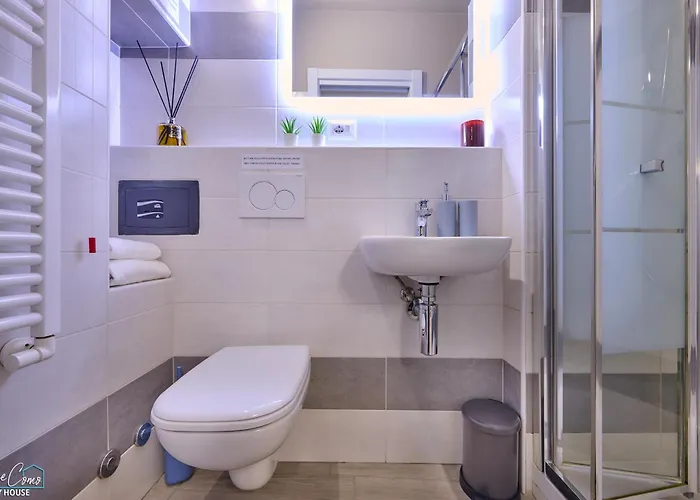 Daniel House * Bellano